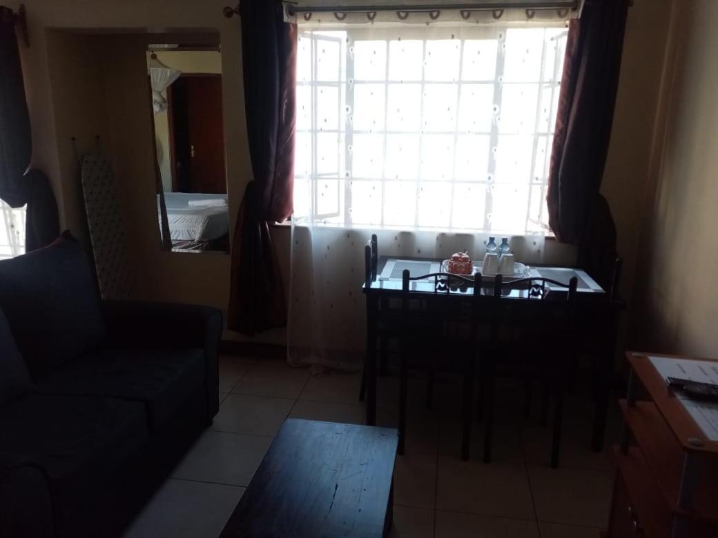 Kim Suites - Mvuli Studio Apartment ไนโรบี ภายนอก รูปภาพ