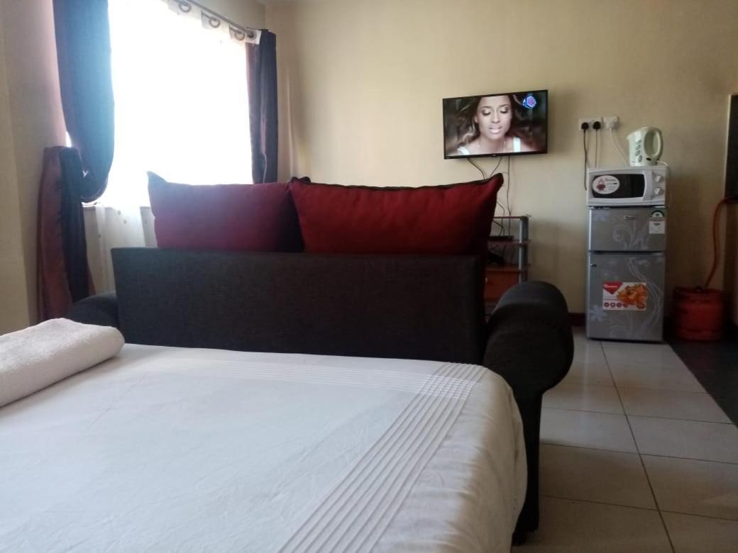 Kim Suites - Mvuli Studio Apartment ไนโรบี ภายนอก รูปภาพ