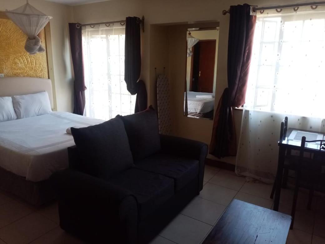 Kim Suites - Mvuli Studio Apartment ไนโรบี ภายนอก รูปภาพ